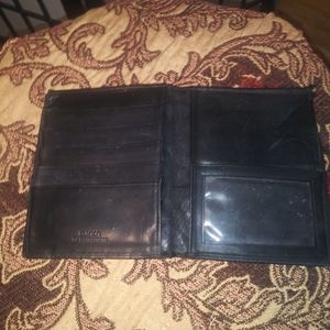 Man's Key and VCard Holder/Wallet